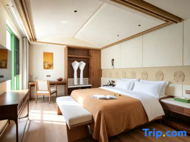 2 Bedrooms Suite
