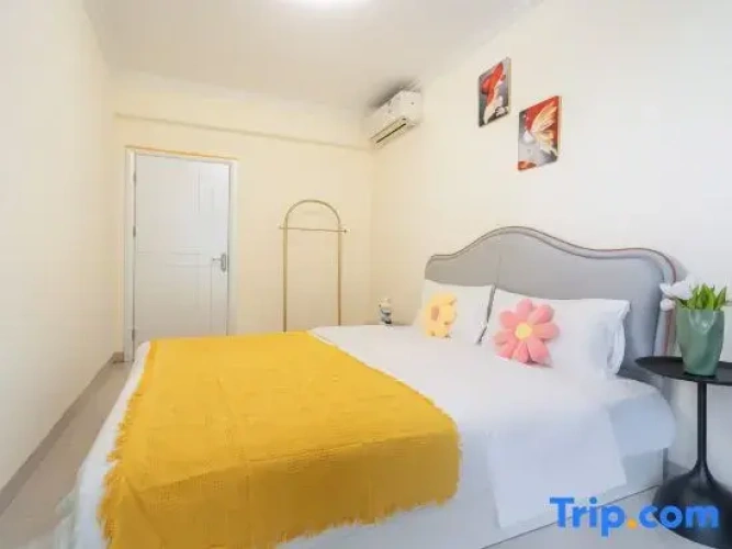 3 Bedrooms Double Family Suite with balcony