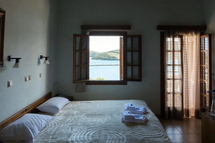 Drymna Hotel