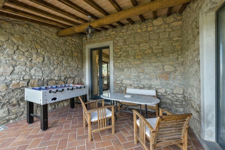 4 Bedrooms Villa