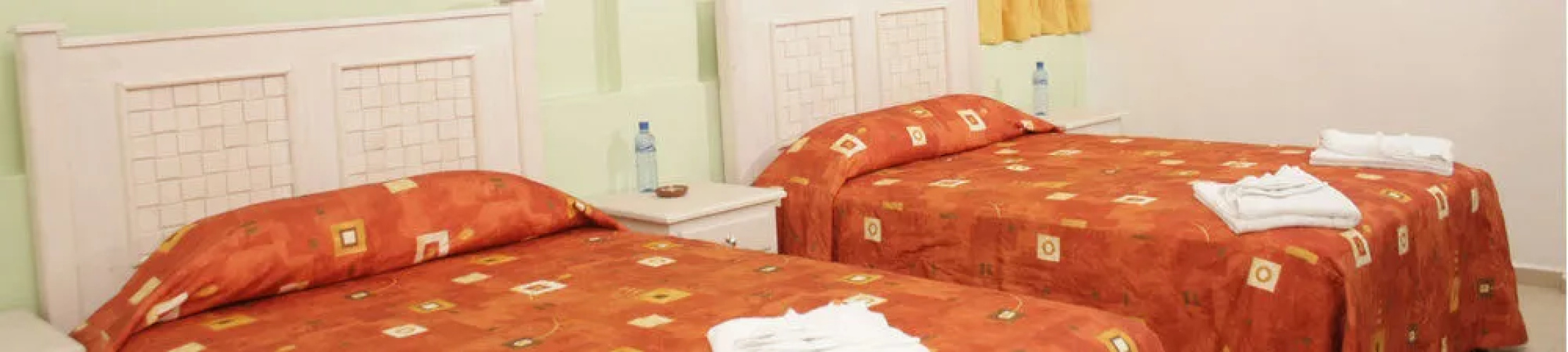 Hotel Zirahuen