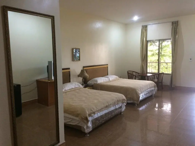 Yim Saan Hotel & Restaurant