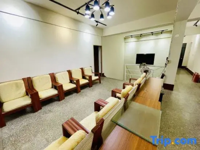 Pu-pien Hostel