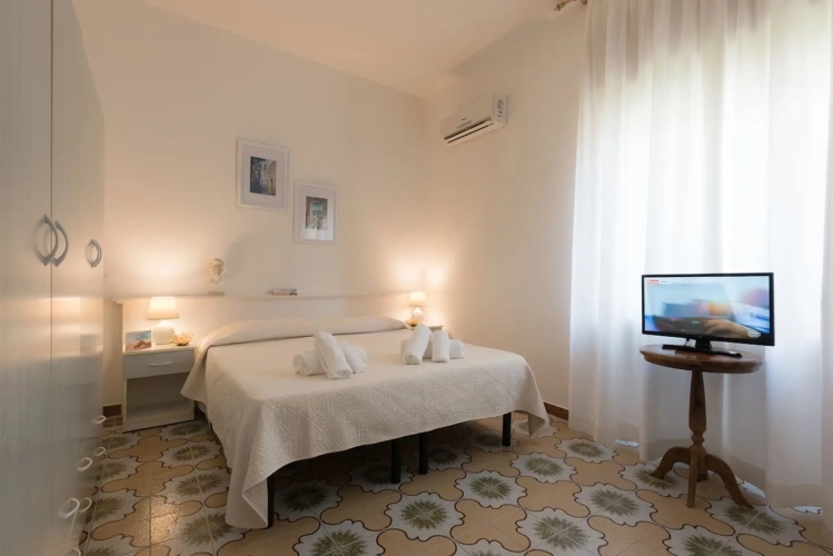 Economy Quadruple room