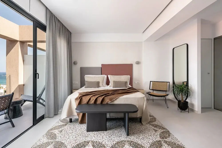 Nuovo Luxury Suites