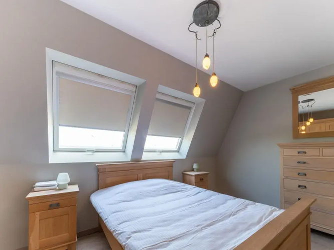 Bright Coastal Stay in Bredene