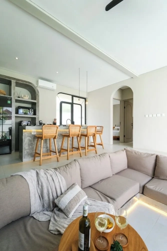 2 Bedrooms Villa