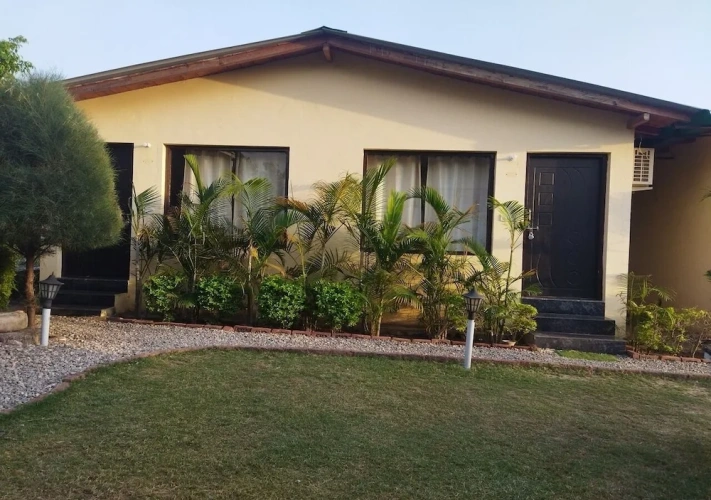 Deluxe Cottage
