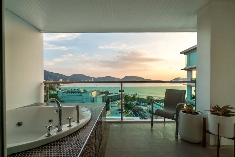 2 Bedrooms Apartment with balcony