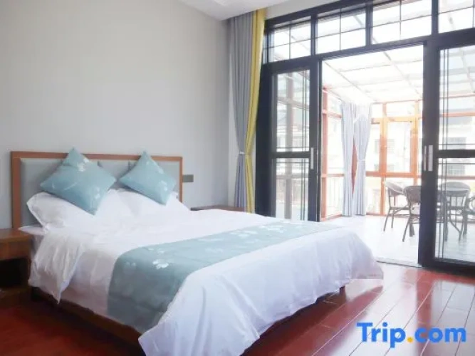 Standard Single room with view
