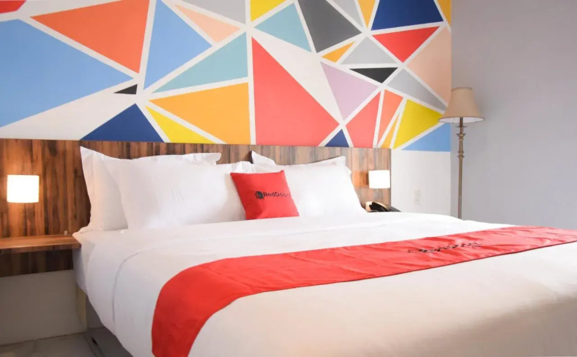 RedDoorz Plus near UNIMED Medan