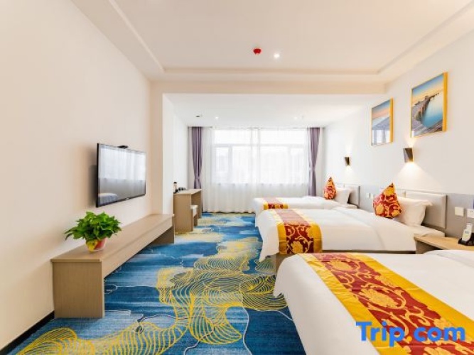 Premier Triple room