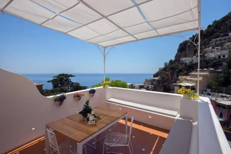 CASA BAKER luxury apartment