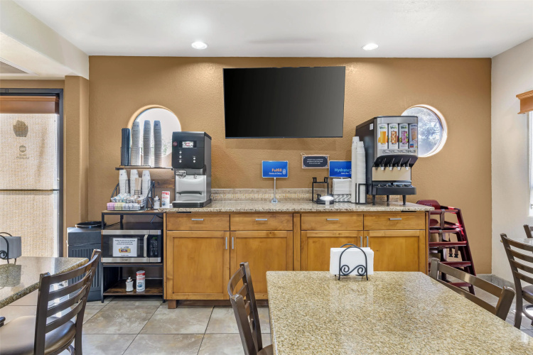 Best Western Cottonwood Inn photo 22