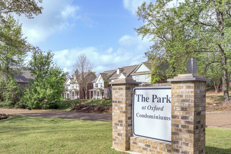 2 Mi To Ole Miss University! Condo W/ Pool Access - Oxford, MS