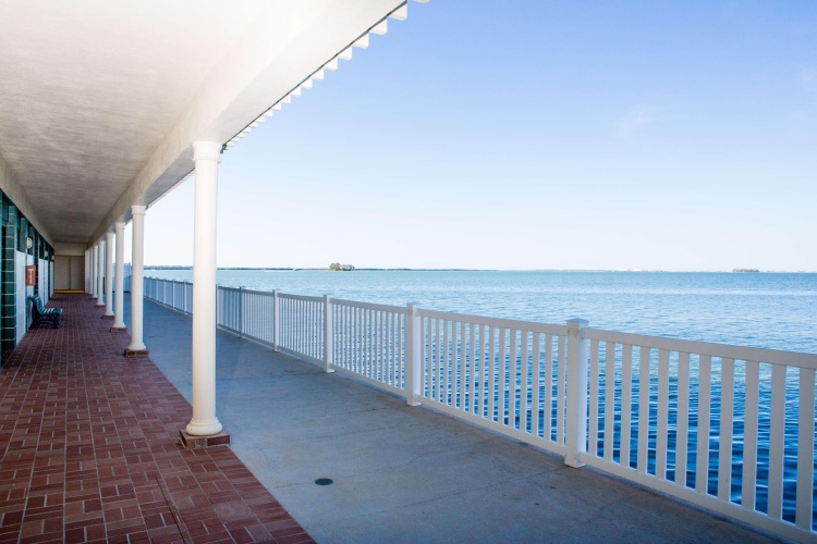 Best Western Plus Yacht Harbor Inn photo 26