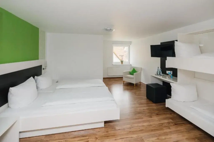 Standard Quadruple room