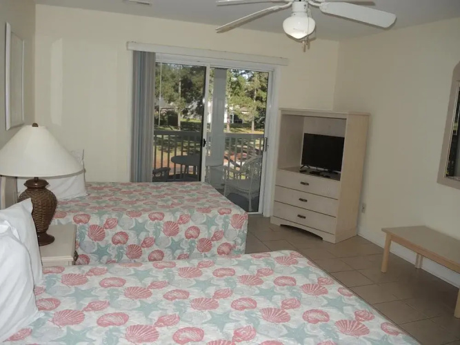 3005 2 Bedroom Villa by RedAwning