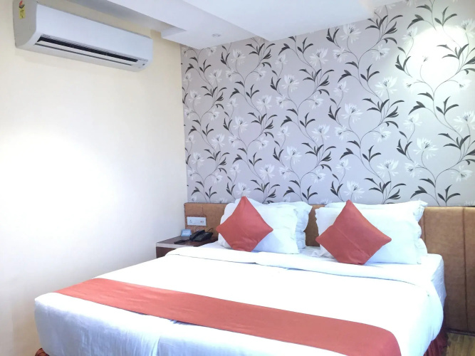 Regenta Inn Larica