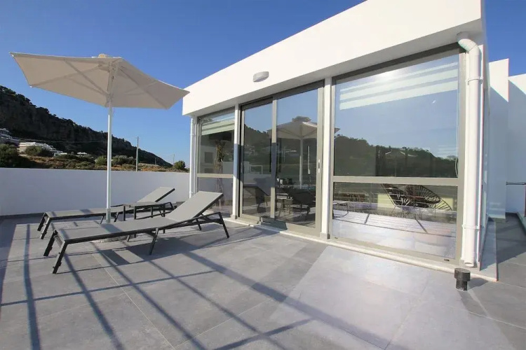 Alana Suites