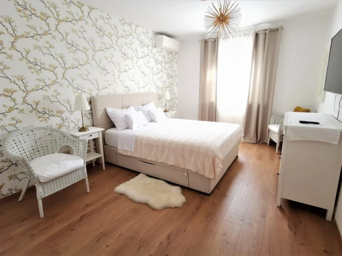 3 Bedrooms Family Apartment with sea view