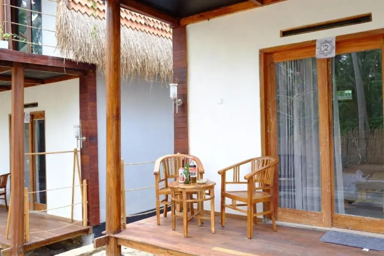 Cottage with garden view