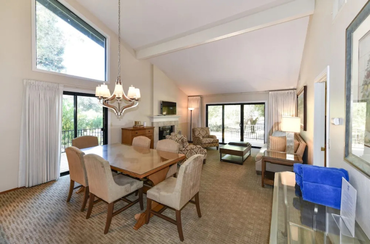 808 Augusta Cir 3 Bedroom Home by RedAwning