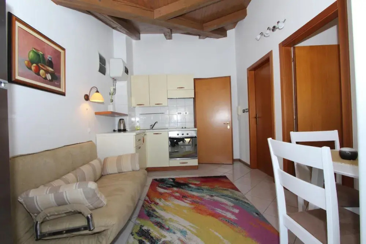 Apartment Ala
