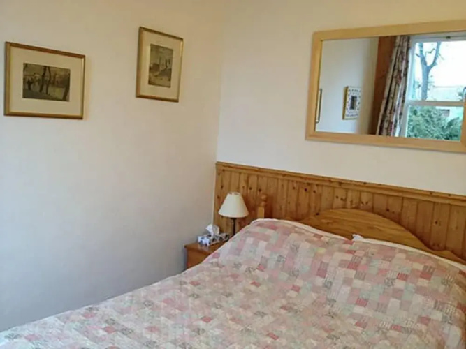 Acorn Guest House