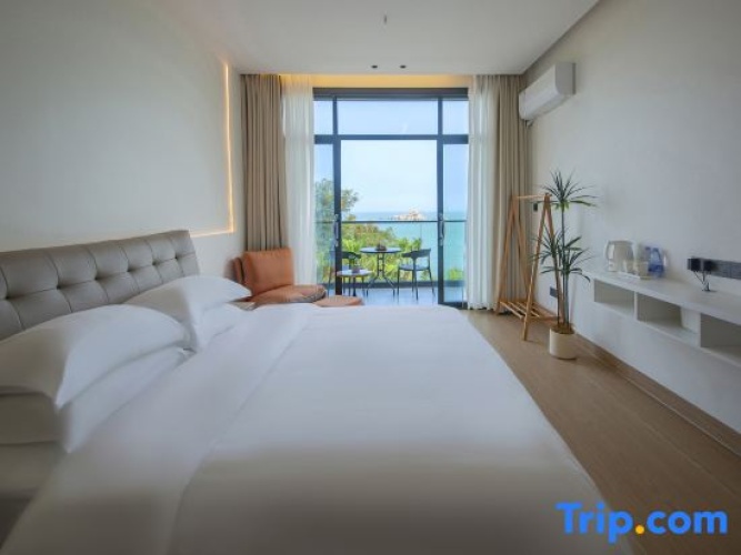 Standard Double room with balcony and with sea view