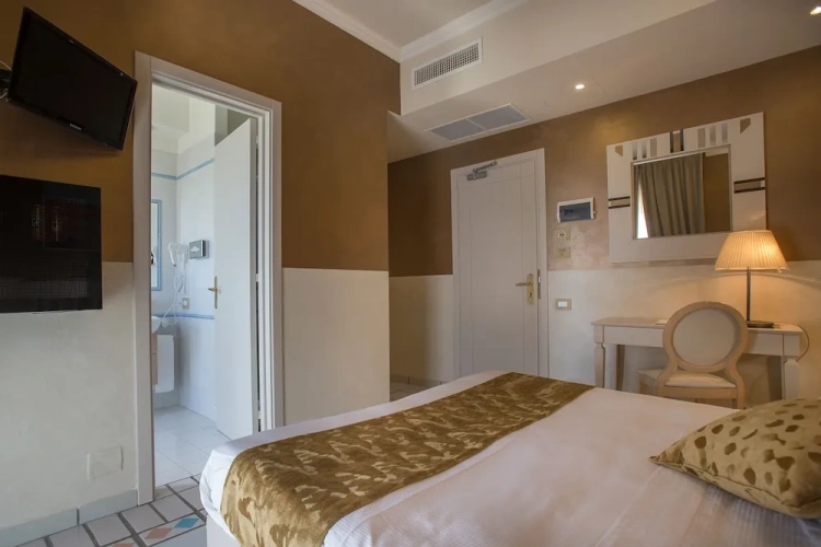 Standard Double room with balcony