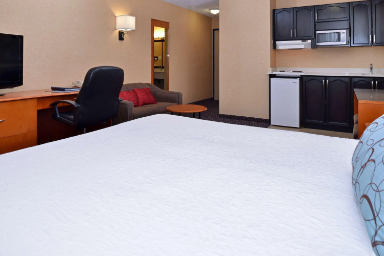 Best Western Plus Regency Inn & Conference Centre