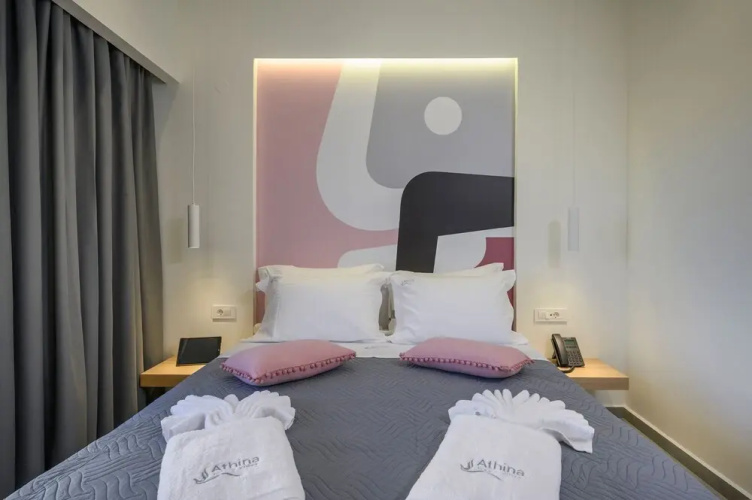 Athina Suites