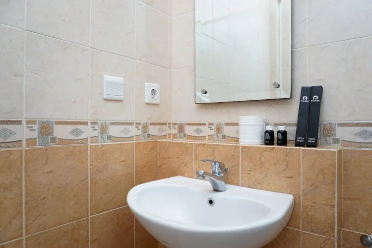 Spacious 3BR MOI Apartment Kelapa Gading