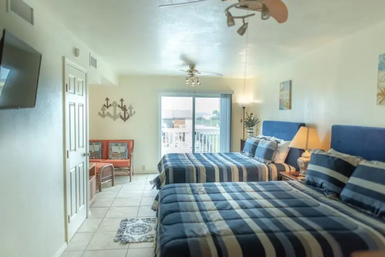 Edgewater Escape 1 Bedroom Condo
