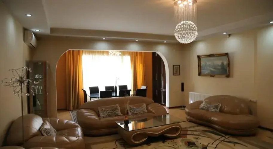 Five Star Apartment