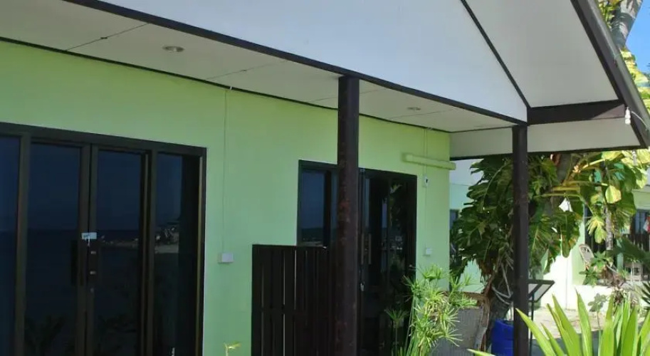 诺娜姆简易别墅酒店(Noname Bungalow)