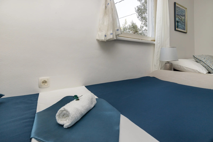 Beach Apartment Alenka Blue