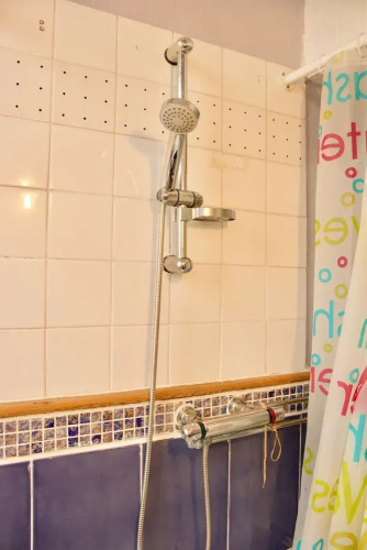 2 Bedroom Flat In Morningside