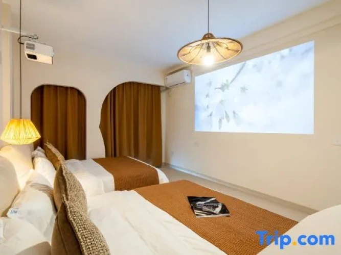 Standard Twin room with sea view