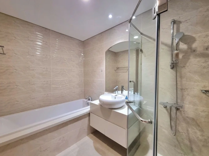 2 Bedrooms Apartment with city view
