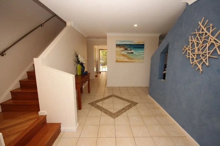 Lakeview Crescent 11