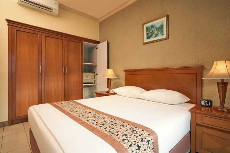 Superior room