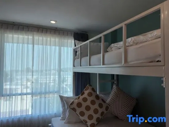 Classic Quadruple room