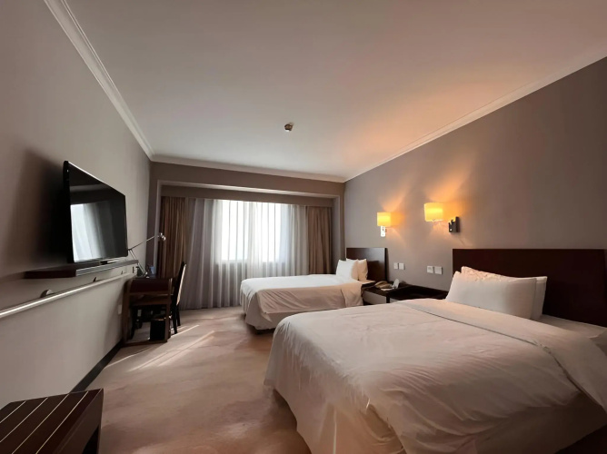 Beijing Continental Grand Hotel