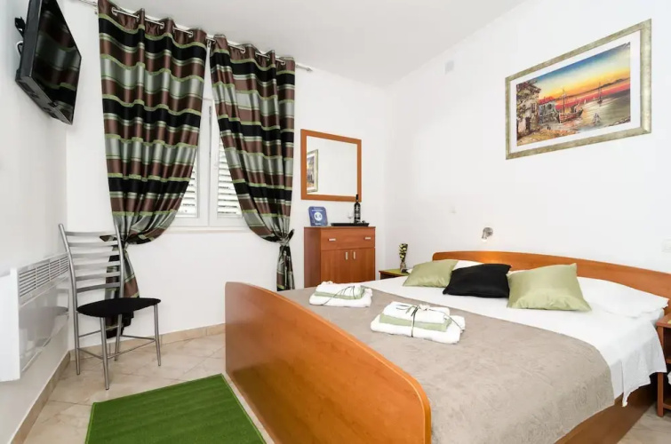 Apartments Kapelica