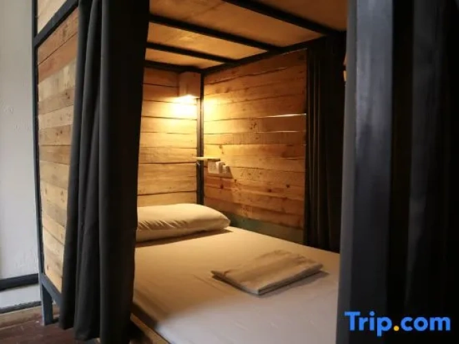 Bed in Dorm