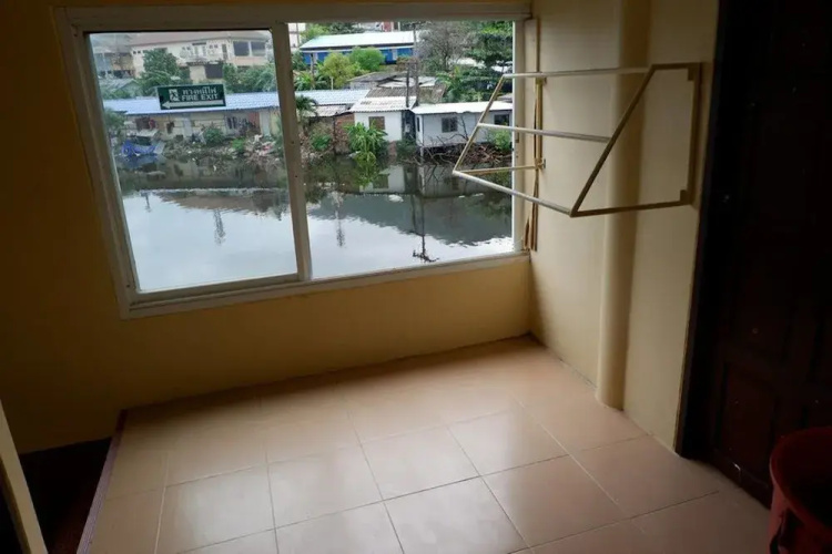 Jaya Hostel - Adults Only