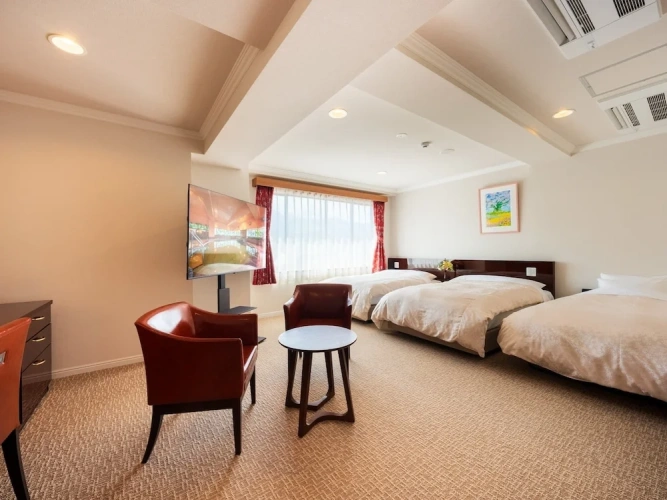 Standard Triple room