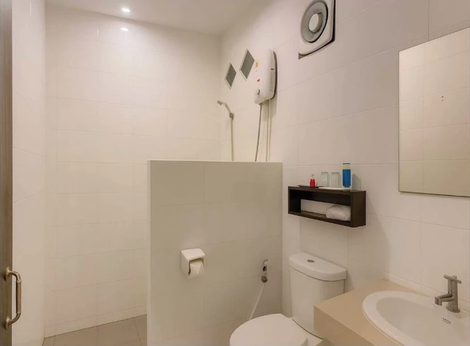 Standard Twin room with balcony